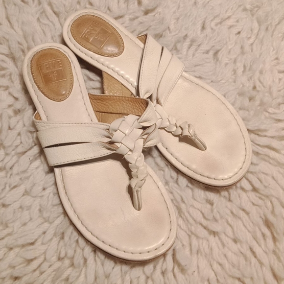 Frye sandals - Picture 8 of 10